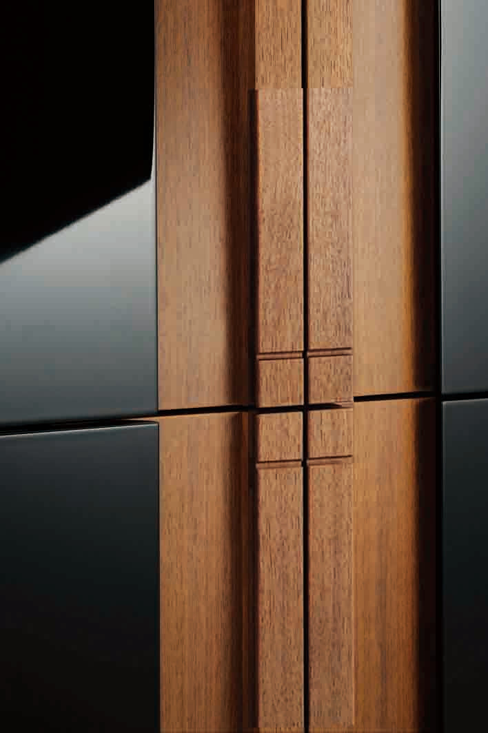 エンブレム ブラック